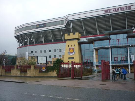 Boleyn Ground Stadyumu